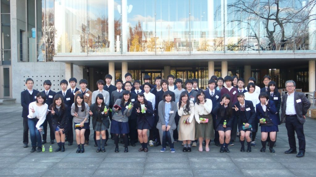 建築学科入学前ガイダンス 集合写真